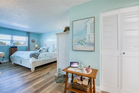 Condominio en venta en Largo, Florida, 2 dormitorios, 102.19 m2 № 2204949 - foto 16
