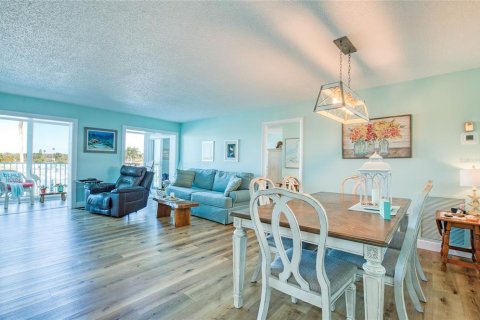 Condominio en venta en Largo, Florida, 2 dormitorios, 102.19 m2 № 2204949 - foto 7
