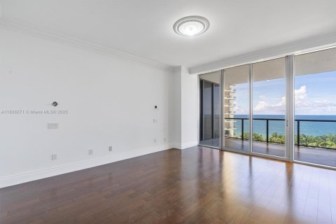 Copropriété à vendre à Bal Harbour, Floride: 3 chambres, 263.75 m2 № 1819943 - photo 27