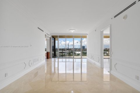 Copropriété à vendre à Bal Harbour, Floride: 3 chambres, 263.75 m2 № 1819943 - photo 5