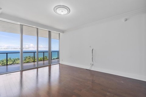 Copropriété à vendre à Bal Harbour, Floride: 3 chambres, 263.75 m2 № 1819943 - photo 28