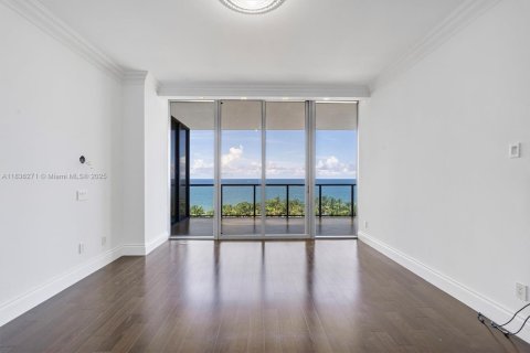 Copropriété à vendre à Bal Harbour, Floride: 3 chambres, 263.75 m2 № 1819943 - photo 29