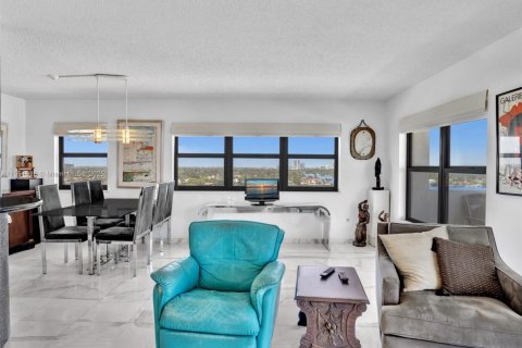 Copropriété à vendre à Hollywood, Floride: 2 chambres, 154.22 m2 № 1076176 - photo 9