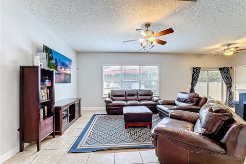 Casa en venta en Oviedo, Florida, 5 dormitorios, 247.4 m2 № 1850267 - foto 17