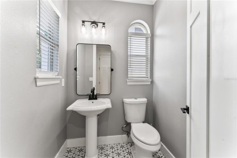 Townhouse in Tampa, Florida 3 bedrooms, 159.79 sq.m. № 1870430 - photo 4