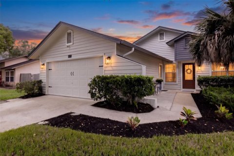 Villa ou maison à vendre à Casselberry, Floride: 3 chambres, 110.46 m2 № 2408248 - photo 3