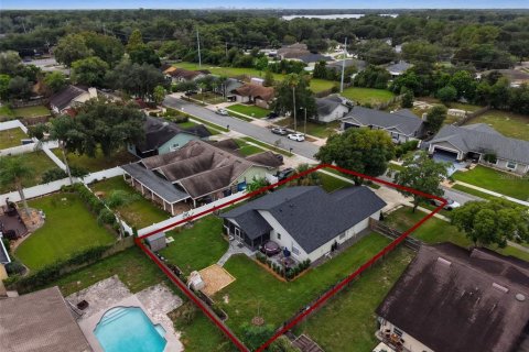 Villa ou maison à vendre à Casselberry, Floride: 3 chambres, 110.46 m2 № 2408248 - photo 25