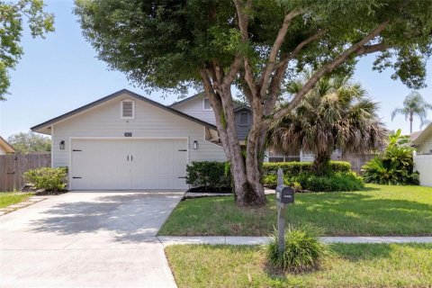 Villa ou maison à Casselberry, Floride 3 chambres, 110.46 m2 № 2408248