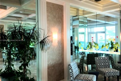 Copropriété à louer à Hollywood, Floride: 2 chambres, 119.66 m2 № 1922329 - photo 10