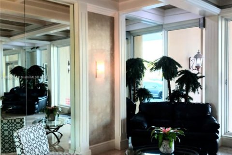 Copropriété à louer à Hollywood, Floride: 2 chambres, 119.66 m2 № 1922329 - photo 7