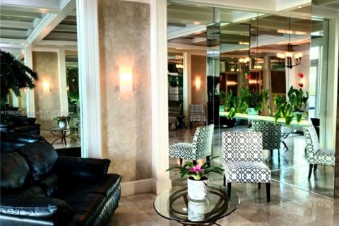 Copropriété à louer à Hollywood, Floride: 2 chambres, 119.66 m2 № 1922329 - photo 6