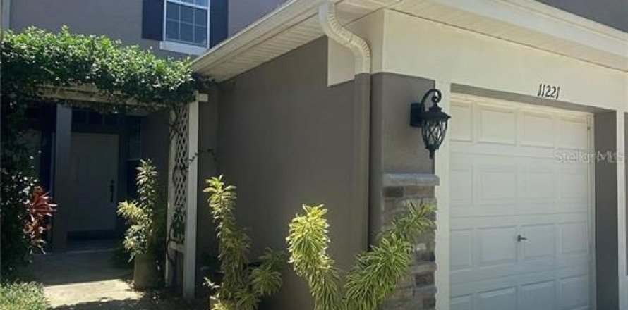 Townhouse in Tampa, Florida 2 bedrooms, 118.17 sq.m. № 2236570