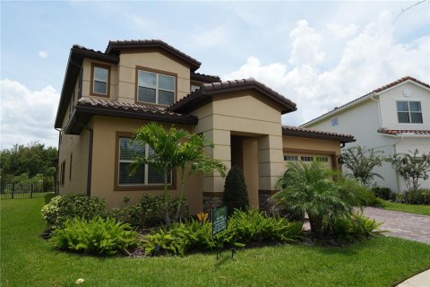 Villa ou maison à vendre à Orlando, Floride: 4 chambres, 311.5 m2 № 2215595 - photo 3