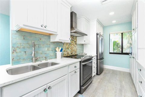 Copropriété à vendre à Englewood, Floride: 3 chambres, 159.33 m2 № 1587513 - photo 9