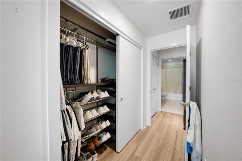 Condo in Tampa, Florida, 1 bedroom  № 2119629 - photo 22
