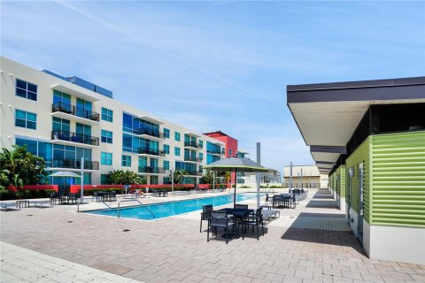Condo in Tampa, Florida, 1 bedroom  № 2119629 - photo 26