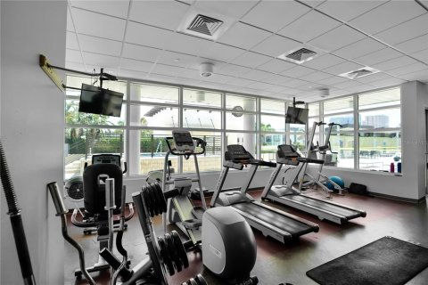 Condo in Tampa, Florida, 1 bedroom  № 2119629 - photo 25