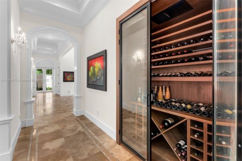 Casa en venta en Miami, Florida, 7 dormitorios, 856.56 m2 № 1893133 - foto 20