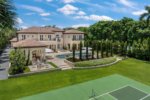 Casa en venta en Miami, Florida, 7 dormitorios, 856.56 m2 № 1893133 - foto 12