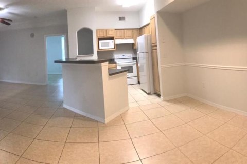 Condominio en alquiler en Orlando, Florida, 2 dormitorios, 102.84 m2 № 2094663 - foto 7