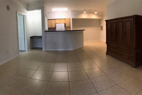 Condominio en alquiler en Orlando, Florida, 2 dormitorios, 102.84 m2 № 2094663 - foto 11