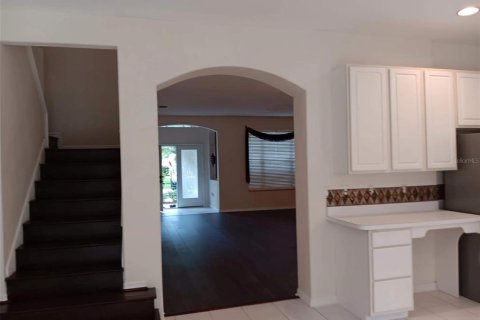 House in Tampa, Florida 4 bedrooms, 274.9 sq.m. № 2234205 - photo 13
