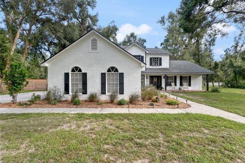 House in Riverview, Florida 4 bedrooms, 248.33 sq.m. № 1919489 - photo 2