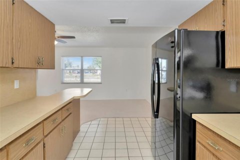 House in Venice, Florida 2 bedrooms, 110.83 sq.m. № 2430410 - photo 8
