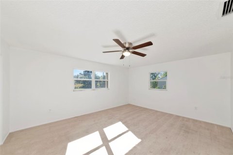 House in Venice, Florida 2 bedrooms, 110.83 sq.m. № 2430410 - photo 14