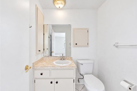House in Venice, Florida 2 bedrooms, 110.83 sq.m. № 2430410 - photo 17