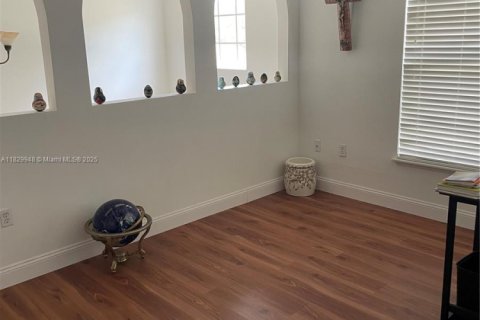 House in Vero Beach, Florida 4 bedrooms, 209.68 sq.m. № 2034509 - photo 20