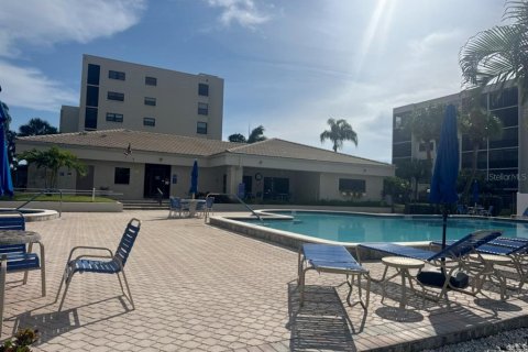 Copropriété à vendre à Saint Petersburg, Floride: 2 chambres, 133.78 m2 № 2296537 - photo 21