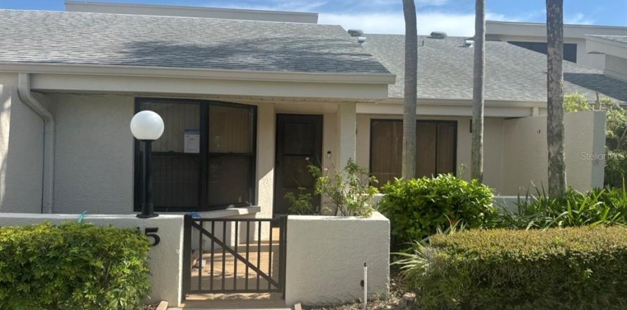 Condo à Saint Petersburg, Floride, 2 chambres  № 2296537