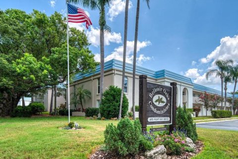 Condo à Largo, Floride, 2 chambres  № 2341957