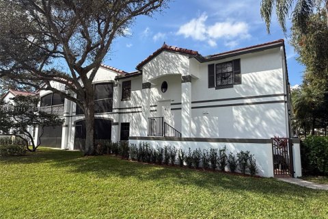 Condo in Pembroke Pines, Florida, 3 bedrooms  № 2036390 - photo 3