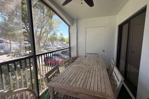 Condo in Pembroke Pines, Florida, 3 bedrooms  № 2036390 - photo 11