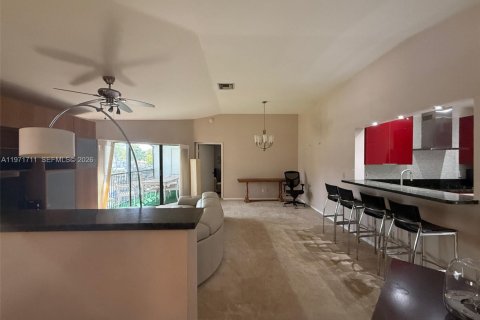 Condo in Pembroke Pines, Florida, 3 bedrooms  № 2036390 - photo 4