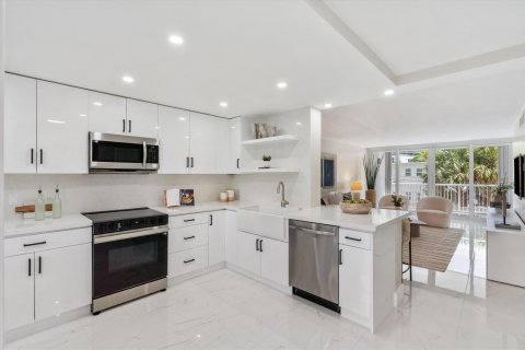 Condo in Fort Lauderdale, Florida, 3 bedrooms № 2377260