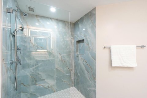 Condominio en venta en Fort Lauderdale, Florida, 3 dormitorios, 132.39 m2 № 2377260 - foto 16
