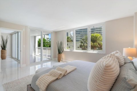 Condominio en venta en Fort Lauderdale, Florida, 3 dormitorios, 132.39 m2 № 2377260 - foto 14