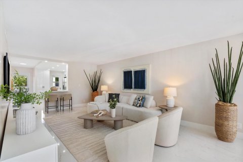 Condominio en venta en Fort Lauderdale, Florida, 3 dormitorios, 132.39 m2 № 2377260 - foto 10