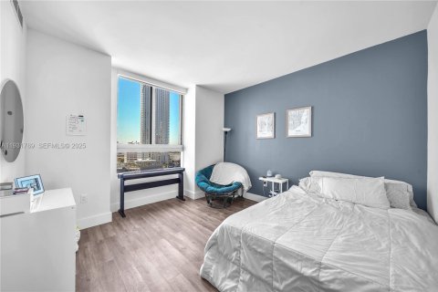 Купить кондоминиум в Майами, Флорида 2 спальни, 118.36м2, № 2145661 - фото 9