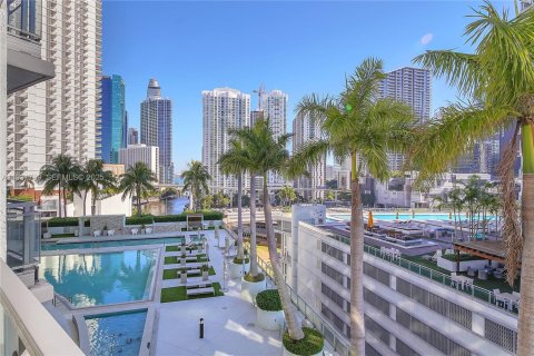 Купить кондоминиум в Майами, Флорида 2 спальни, 118.36м2, № 2145661 - фото 17