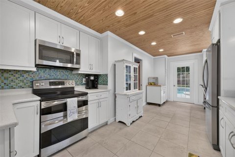House in Longwood, Florida 4 bedrooms, 225.2 sq.m. № 2400263 - photo 13