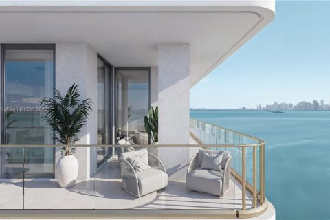 Кондоминиум с 3 спальнями в Норт-Бей-Виллидж, Флорида № 1962304