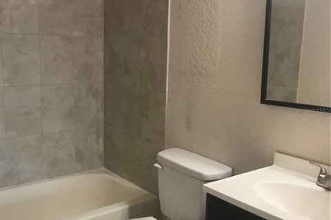 Copropriété à louer à Orlando, Floride: 2 chambres, 93.55 m2 № 2306471 - photo 12