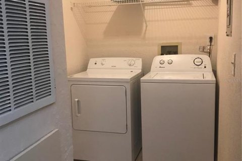 Copropriété à louer à Orlando, Floride: 2 chambres, 93.55 m2 № 2306471 - photo 6