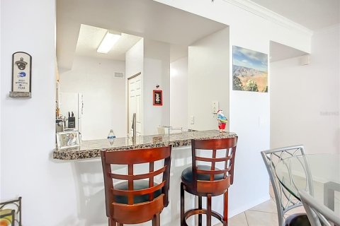Townhouse in Sarasota, Florida 2 bedrooms, 115.76 sq.m. № 2226764 - photo 13