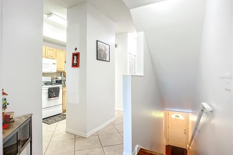 Townhouse in Sarasota, Florida 2 bedrooms, 115.76 sq.m. № 2226764 - photo 4