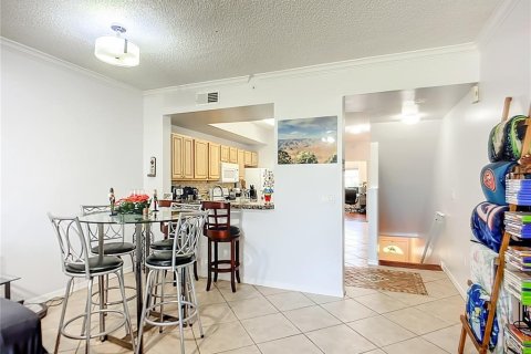 Townhouse in Sarasota, Florida 2 bedrooms, 115.76 sq.m. № 2226764 - photo 10